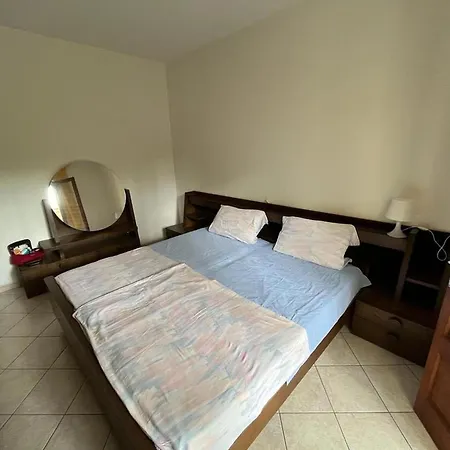 Solaris, Trilocale 72 Appartement